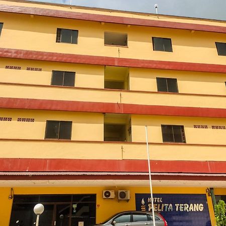 Oyo 3372 Hotel Pelita Terang Наґойя Екстер'єр фото