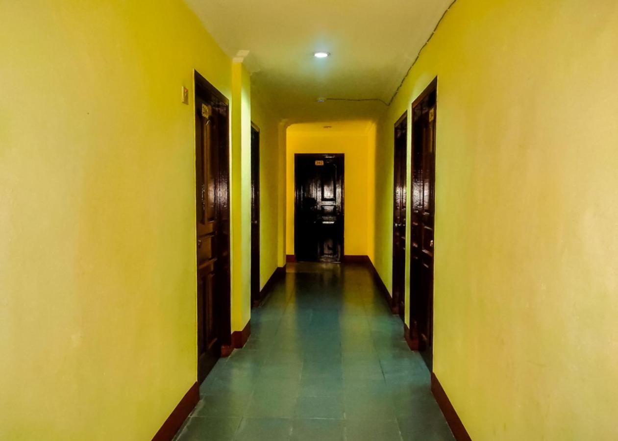 Oyo 3372 Hotel Pelita Terang Наґойя Екстер'єр фото