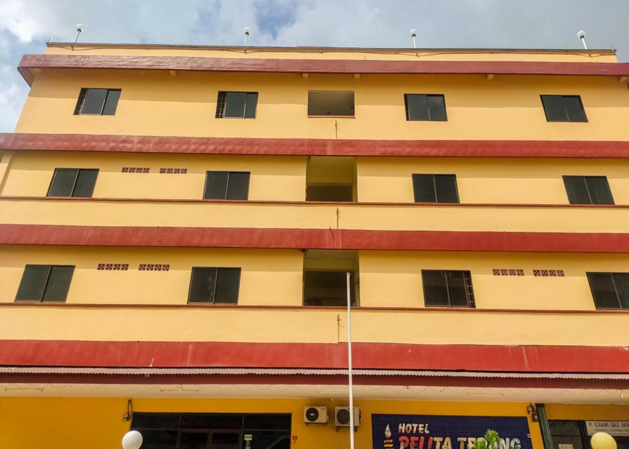 Oyo 3372 Hotel Pelita Terang Наґойя Екстер'єр фото